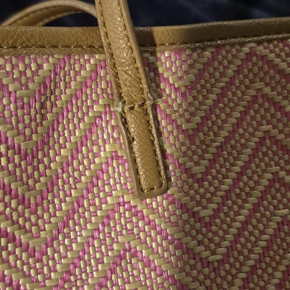 Nine West Pink and Tan Chevron Tote - Picture 4 of 4